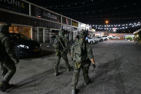 صور : حملة للشرطة في بلدات عربية بالشمال وضبط اسلحة 